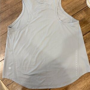 lululemon athletica Women's Gray Tank Top. Size 8. Like New.